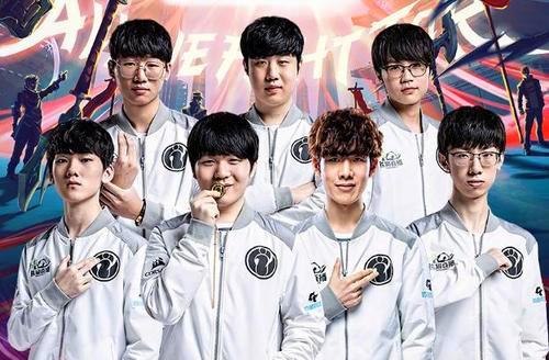 郑钦文曾在 郑钦文曾在